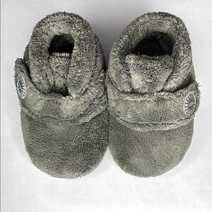 🔥🔥🔥 UGG Bixbee baby booties Size: 2/3🔥🔥🔥